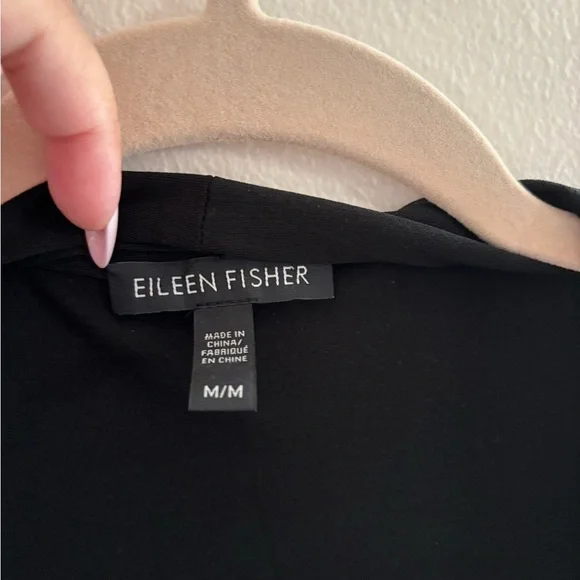 Eileen Fisher Black Silk Crossover Top Size M Long Sleeve V-Neck NWOT - Picture 4 of 5